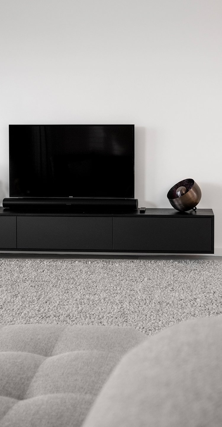 How to choose a TV furniture | Table du Sud