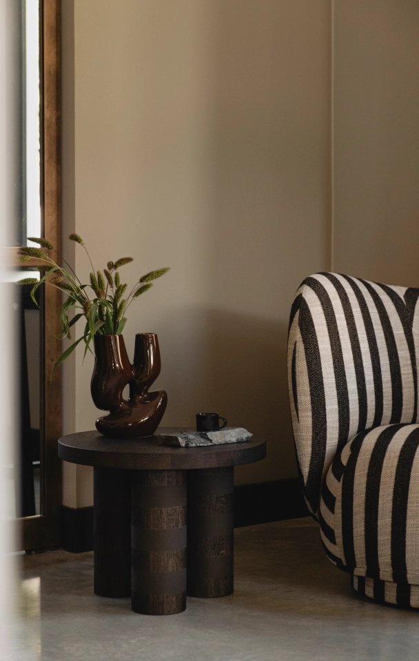 TablexPaulinewingelaar-eveneleven-salontafel-rond