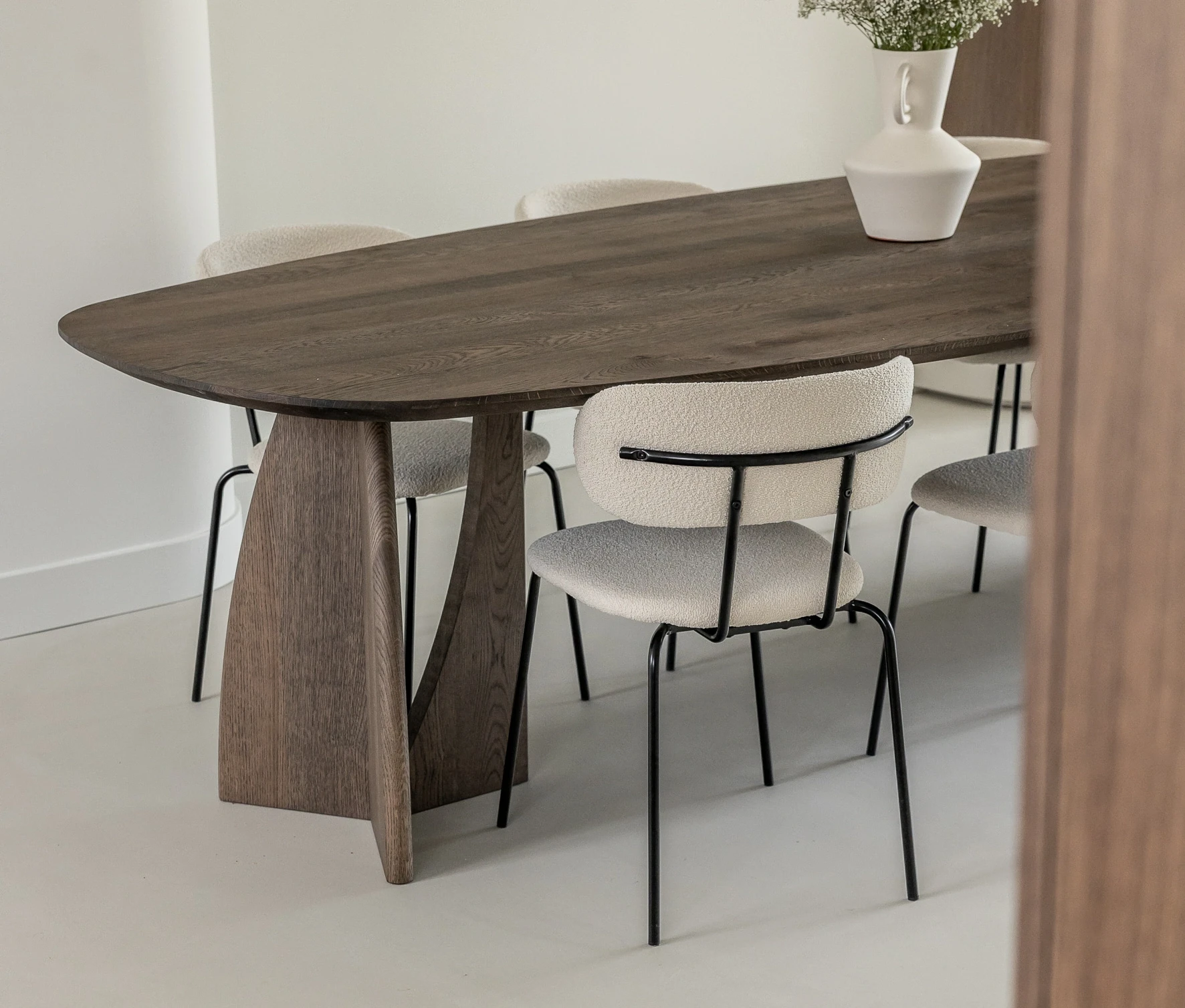 Vloer: @behaaglijkwonen
Fotografie: @moniqueblueminkfotografie
Instagram: @japandiinterieur